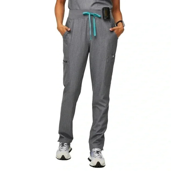 FIGS Yola Skinny Scrubs in Graphite - Picture 1 of 8